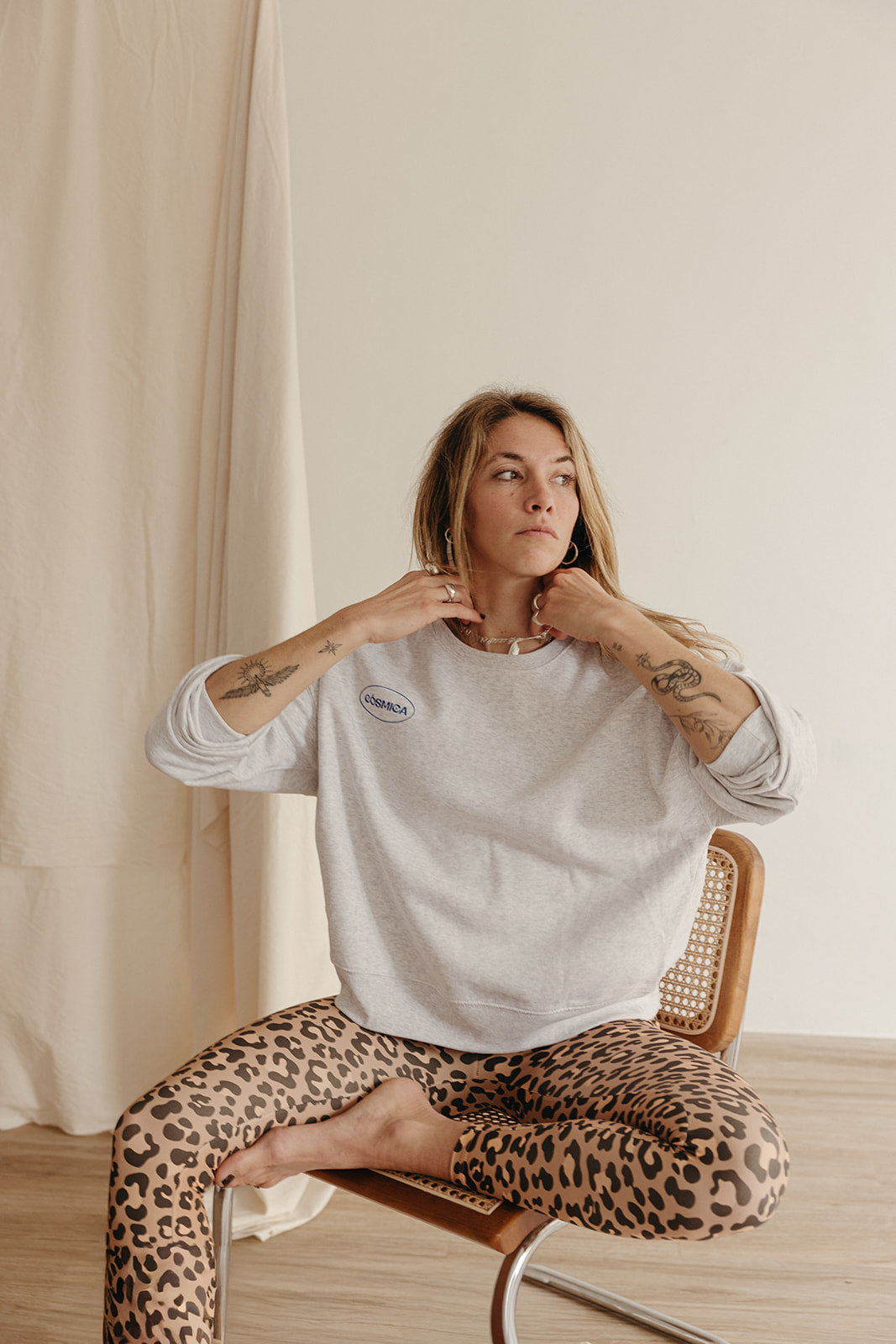 Sudadera Gris Namasté