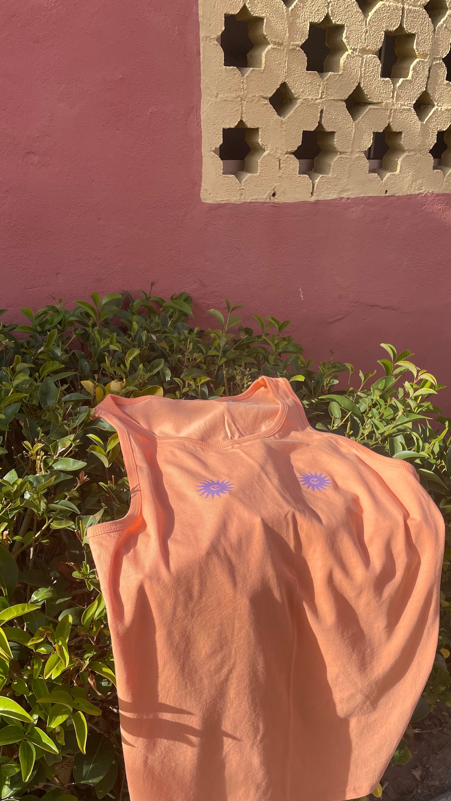 Camiseta Cósmica Riad