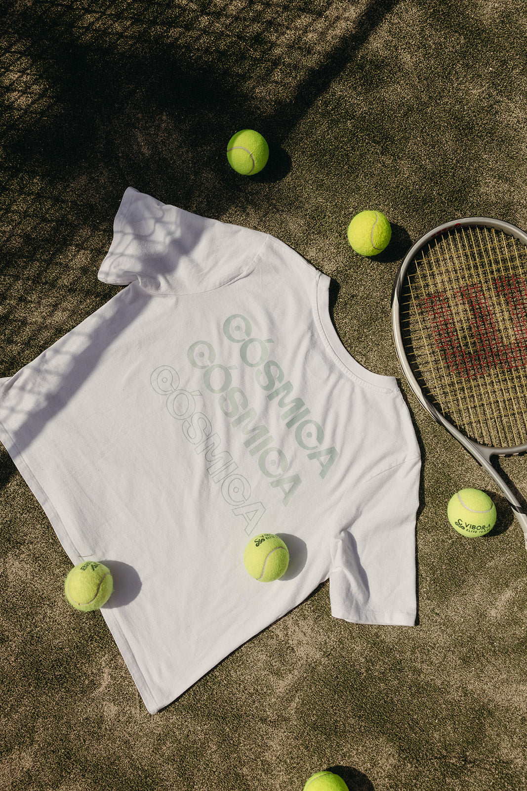 Camiseta Cósmica Iconic.